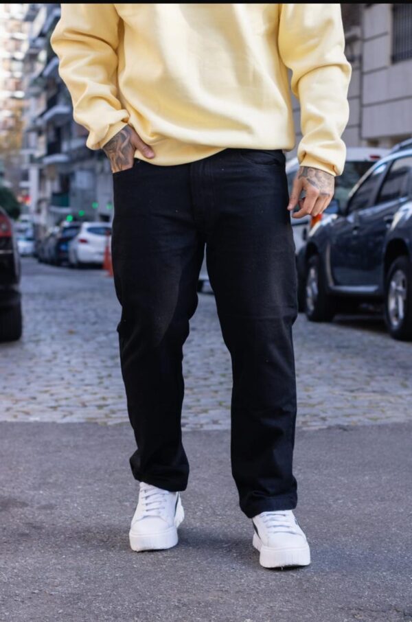 Jean Mom Negro Liso